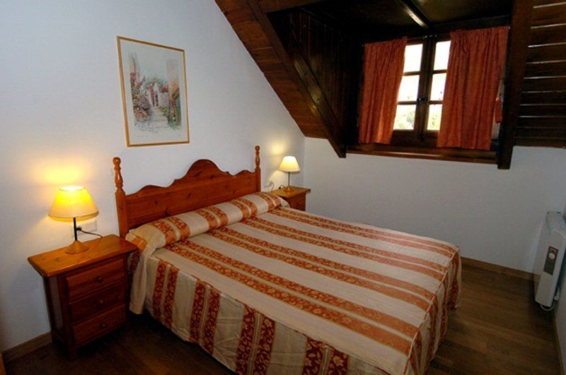 Отель Residencial La Solana Vall De Boi Экстерьер фото