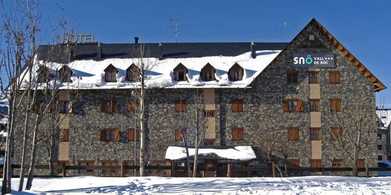 Отель Residencial La Solana Vall De Boi Экстерьер фото